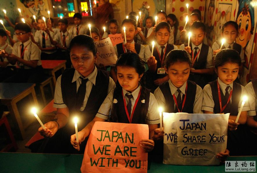 3��11������ӡ��һ��ѧУ�ڣ�ѧ�����ֳֵ�ȼ������Ϊ�ձ�������