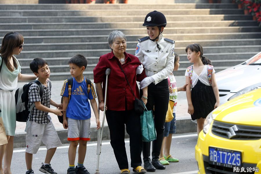 ���ϰ���