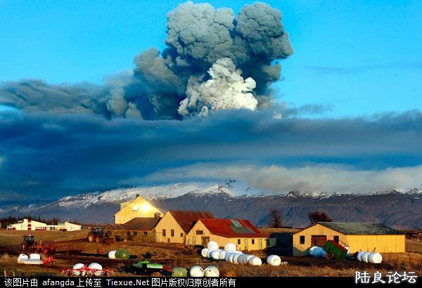 ��ɽ����˲�䡣