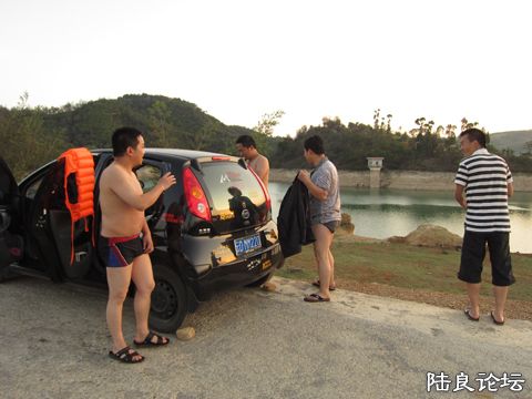 ϴ���˴����