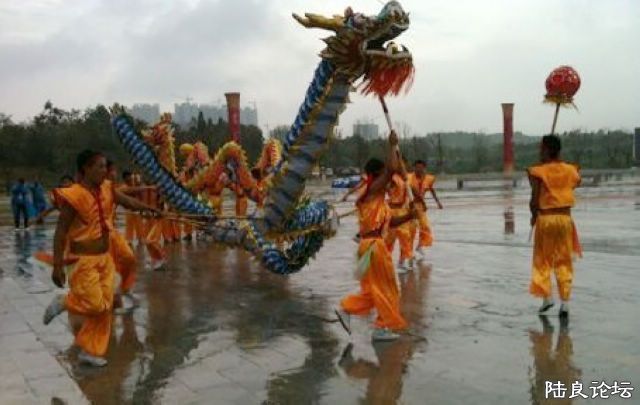 ������ˮ�е�����