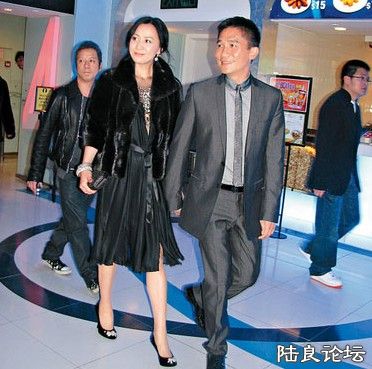 10��Ů���ֺù����������ž��д󹫿���ͼ��