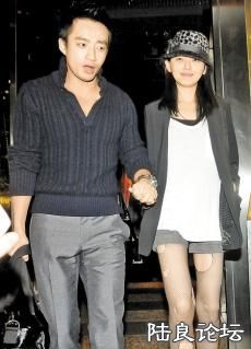 10��Ů���ֺù����������ž��д󹫿���ͼ��