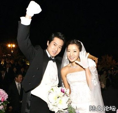 10��Ů���ֺù����������ž��д󹫿���ͼ��