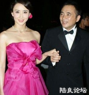 10��Ů���ֺù����������ž��д󹫿���ͼ��