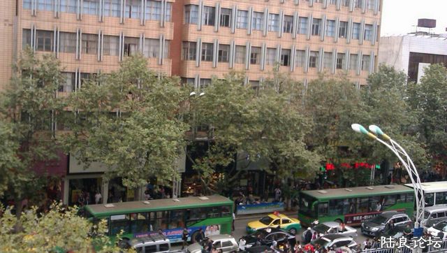 �ϳ��Ŷ�ס��