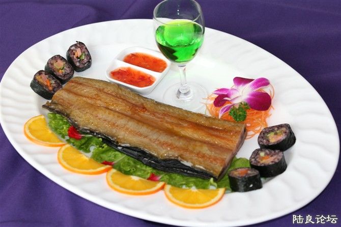 ���۷�����