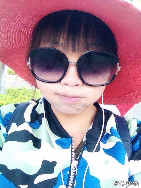 �����һ��СŮ�����Լ��ģ�����С�������²�