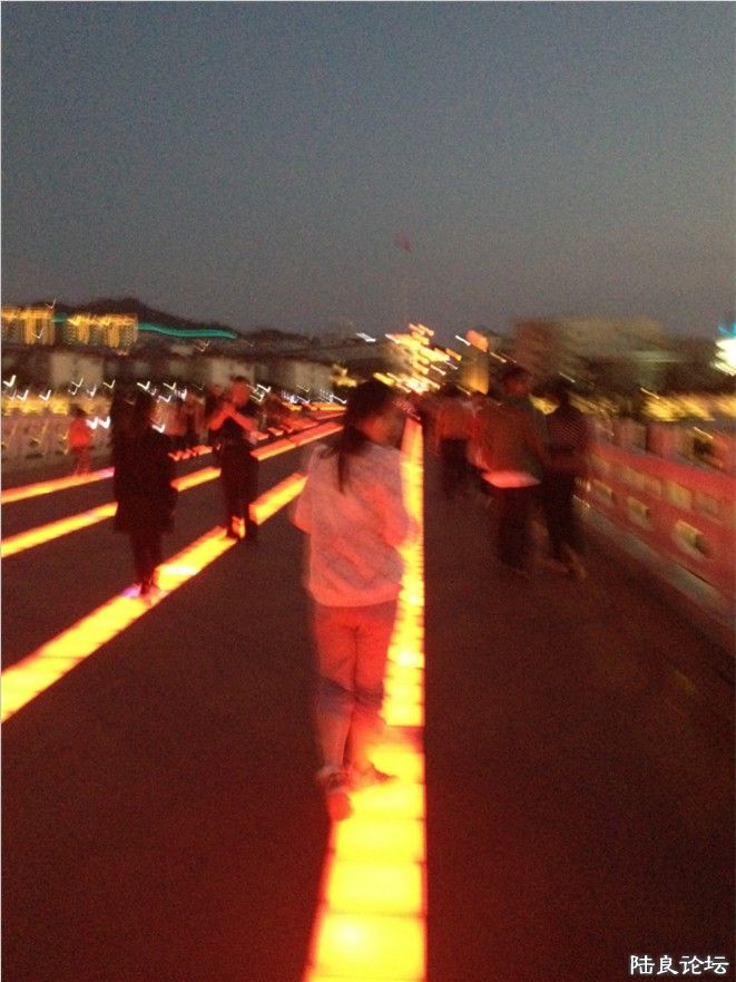 �������ֹ㳡������feel~