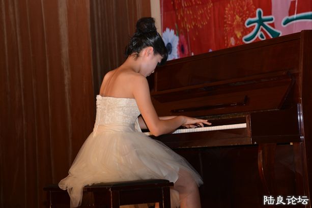 ̫һ8�»��ݻ��� (8).JPG