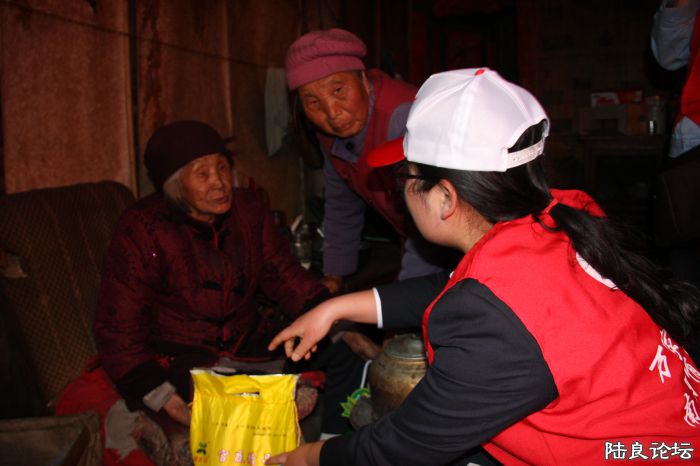 ͼΪ־Ը�߽�ο��Ʒ���͵����˼��У���ѯ�����������ƽ���� �� .jpg