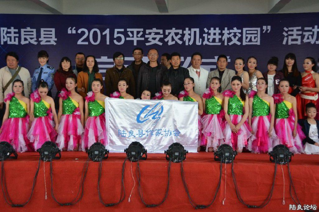 Բ������