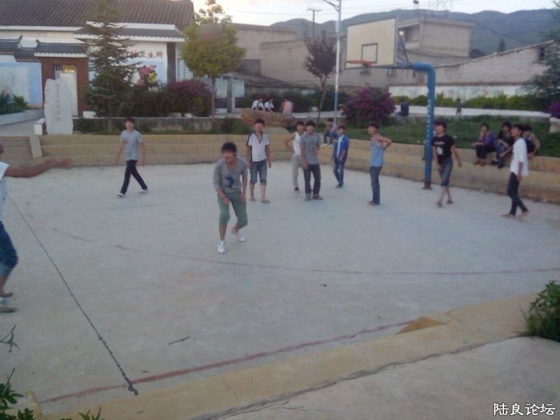 ����������