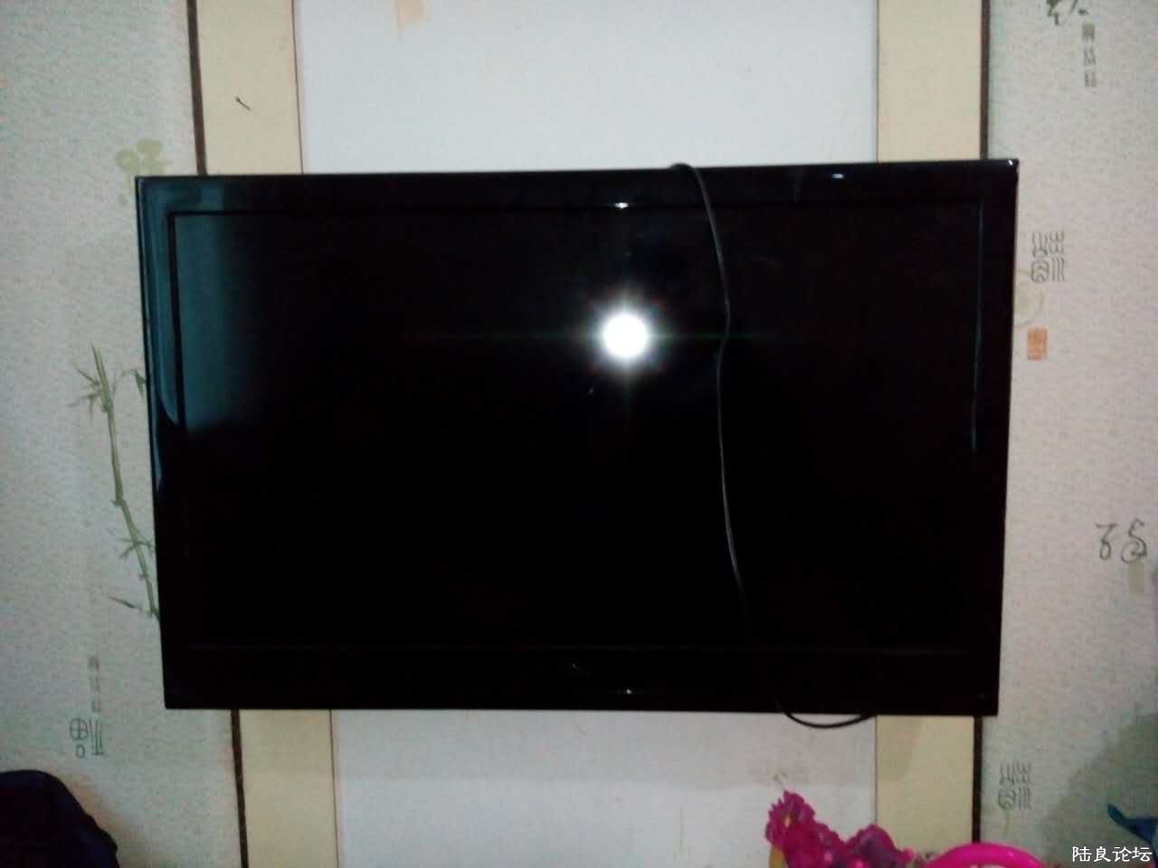 ���ڻ�����ǽ��