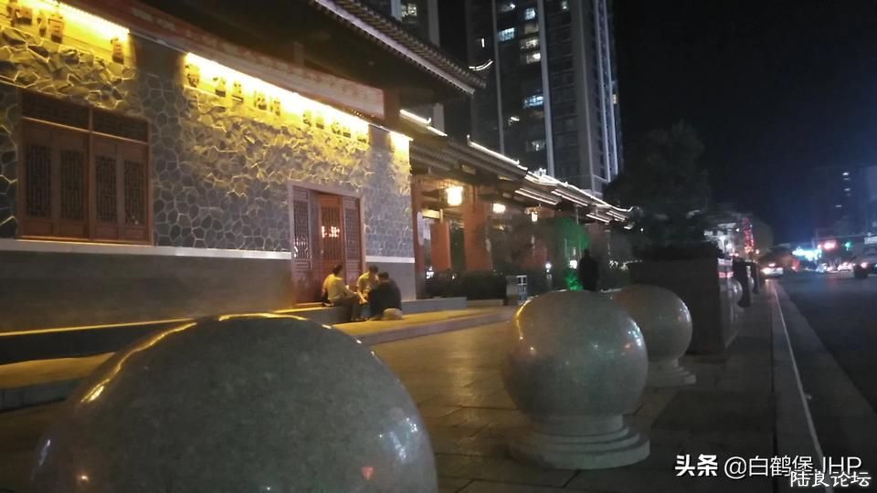 ½���Ϲ㳡ҹ��