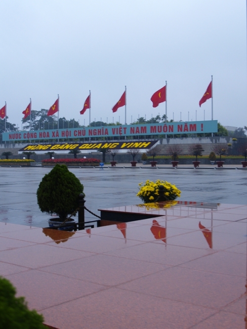 ����Խ��û��һ�����ٹ�·��300�๫���·�̣��׹������8��Сʱ���ң���һ����г̿�ʼ�ˡ�