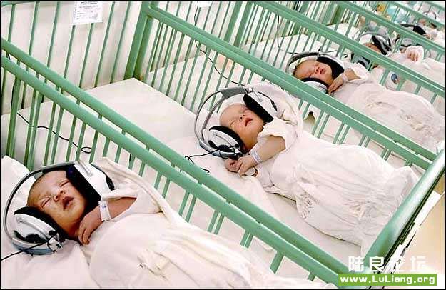 Ӥ�����ϵ�������6��22�գ�˹�工�˶������п����ߵ�һ��˽��ҽԺ��ճ�����Ӥ����������Ī���غ�Τ�߶��� ...