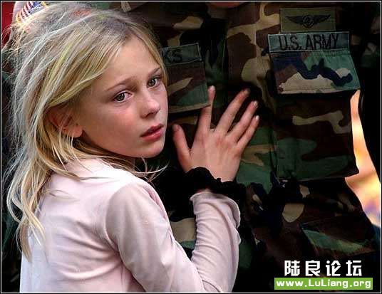 �ְ�Ҫ���ˣ�2��16�գ����������������ݵİ����ԣ�8���Christy Sparks�ڵ����ϱ����Լ��ĸ��ס����ĸ���Th ...