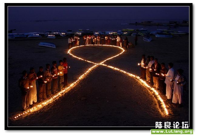 ����ʱ��2009��11��30�գ�ӡ���������ߣ���ʮ�������ں�̲�����͵�����������̲����εĺ�˿��ӭ�Ӱ��̲��� ...